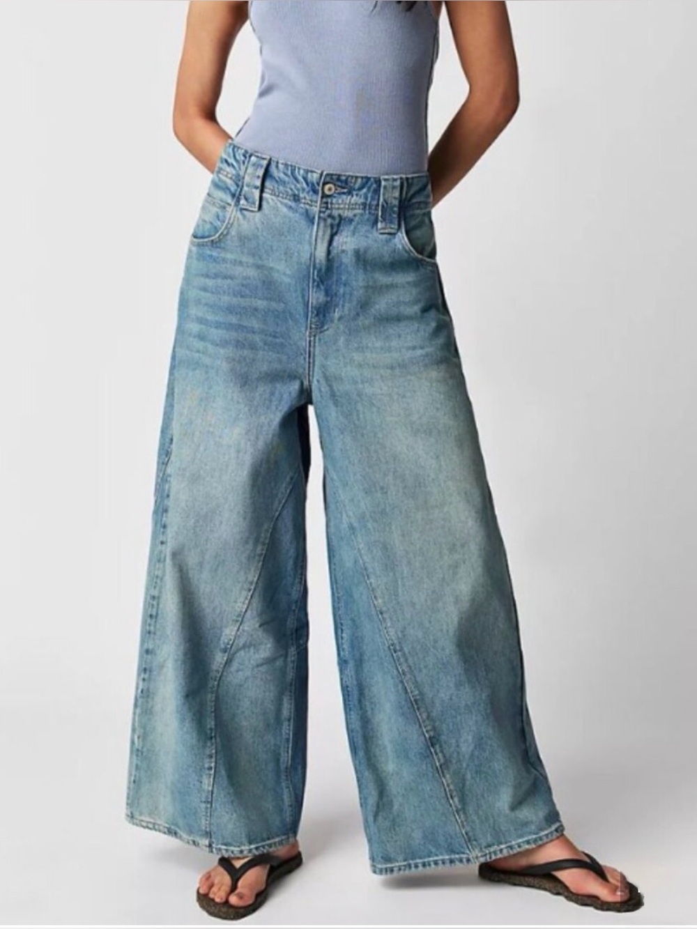 We The Free Chill Vibes Dropped Wide Leg Light Blue Jeans Size 25